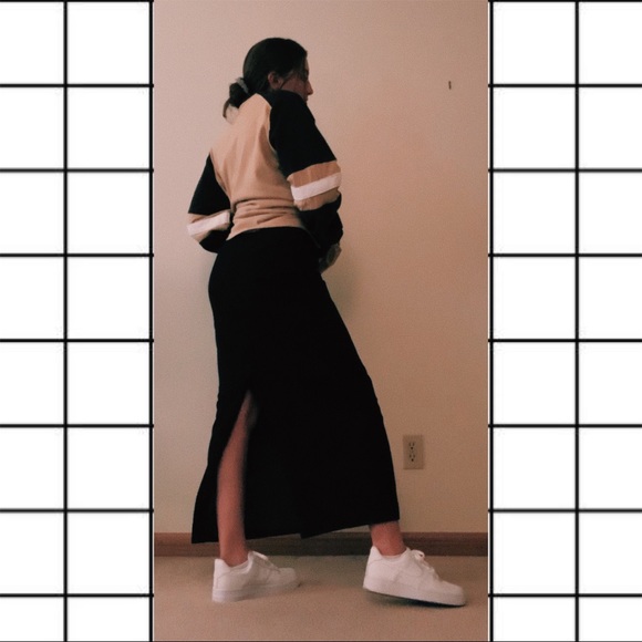 Vintage Pencil Skirt! - Picture 4 of 6